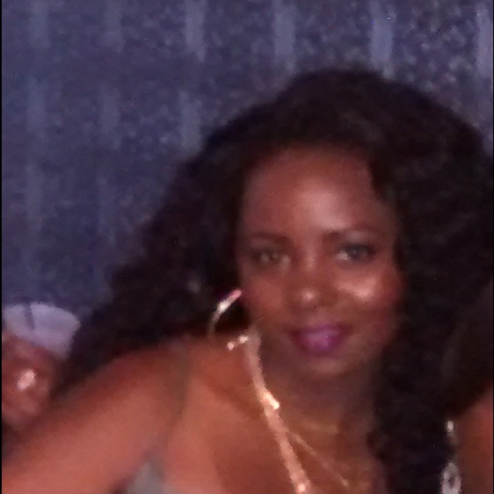 Meet your Posher, Nitra
